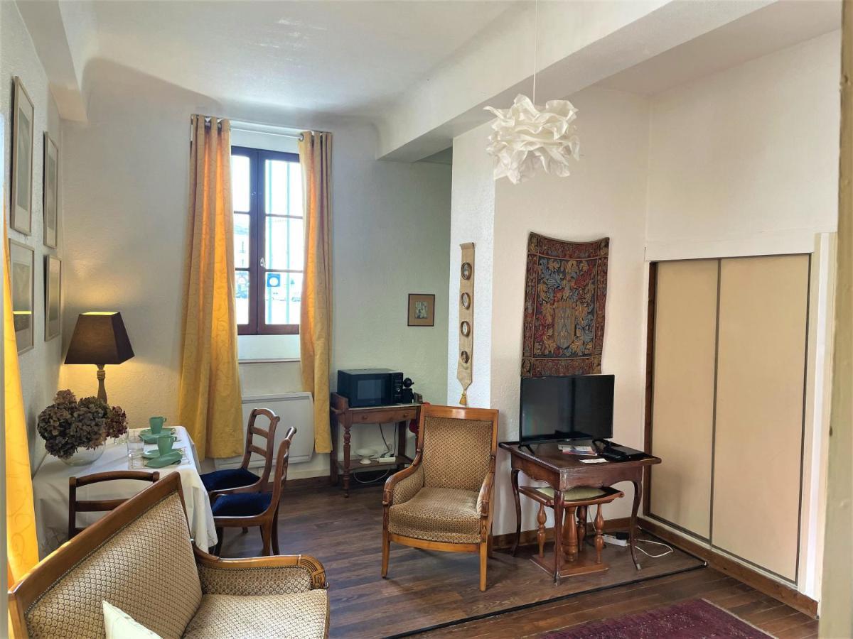 Tres Bel Appartement Dijonnais Place Wilson Gutembert エクステリア 写真