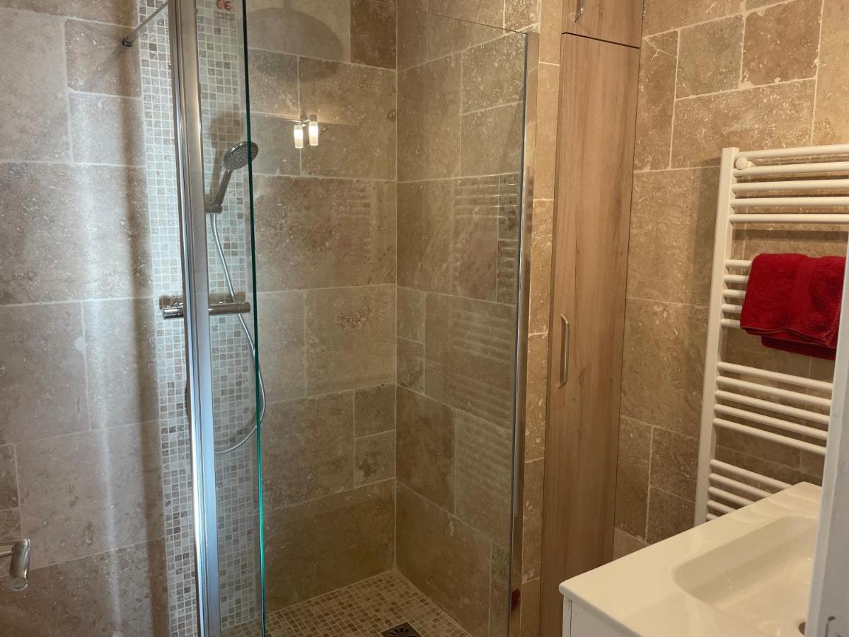 Tres Bel Appartement Dijonnais Place Wilson Gutembert エクステリア 写真